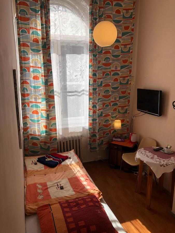 U Szermierzy Vandrarhem Wrocław Exteriör bild