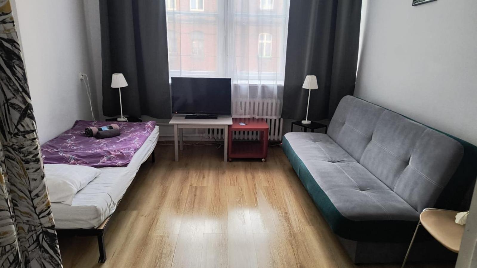 U Szermierzy Vandrarhem Wrocław Exteriör bild