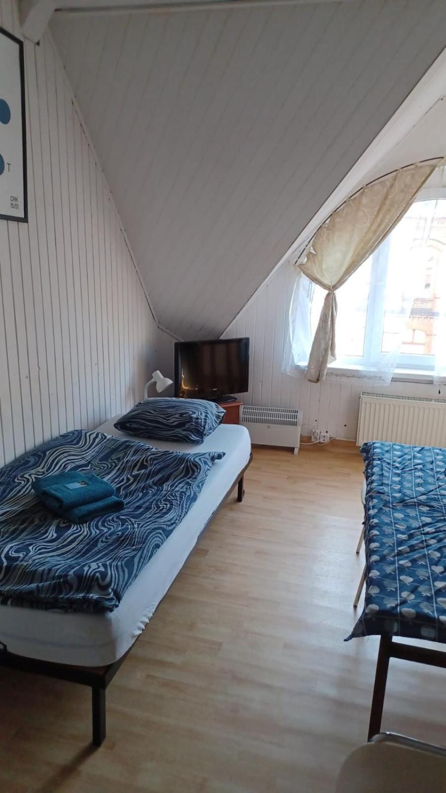 U Szermierzy Vandrarhem Wrocław Exteriör bild