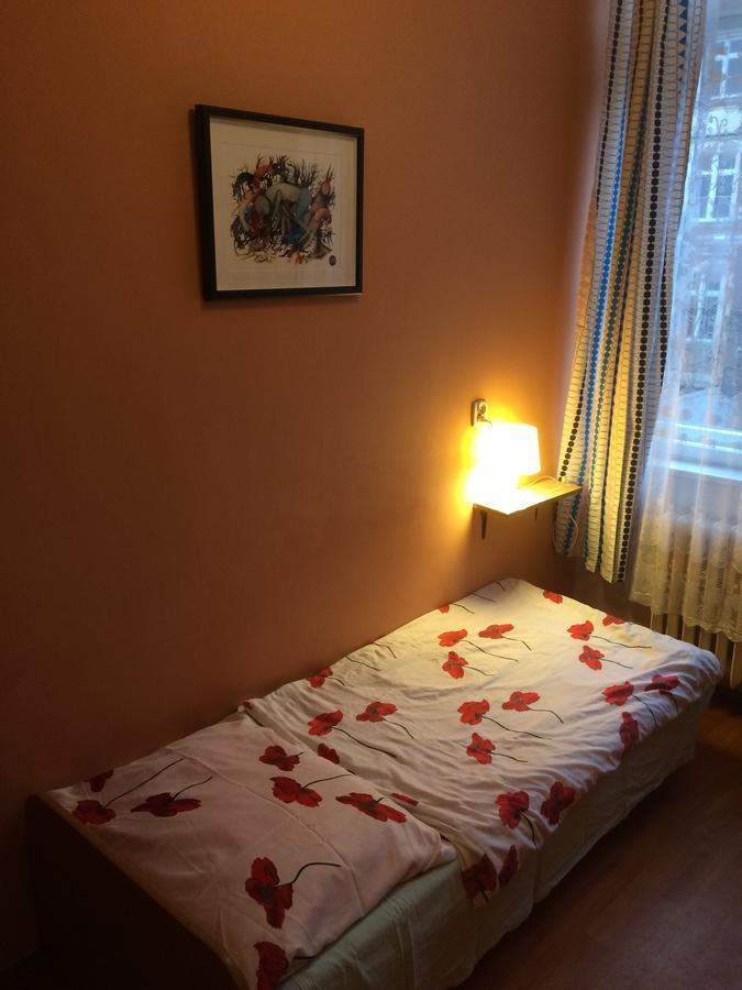 U Szermierzy Vandrarhem Wrocław Exteriör bild